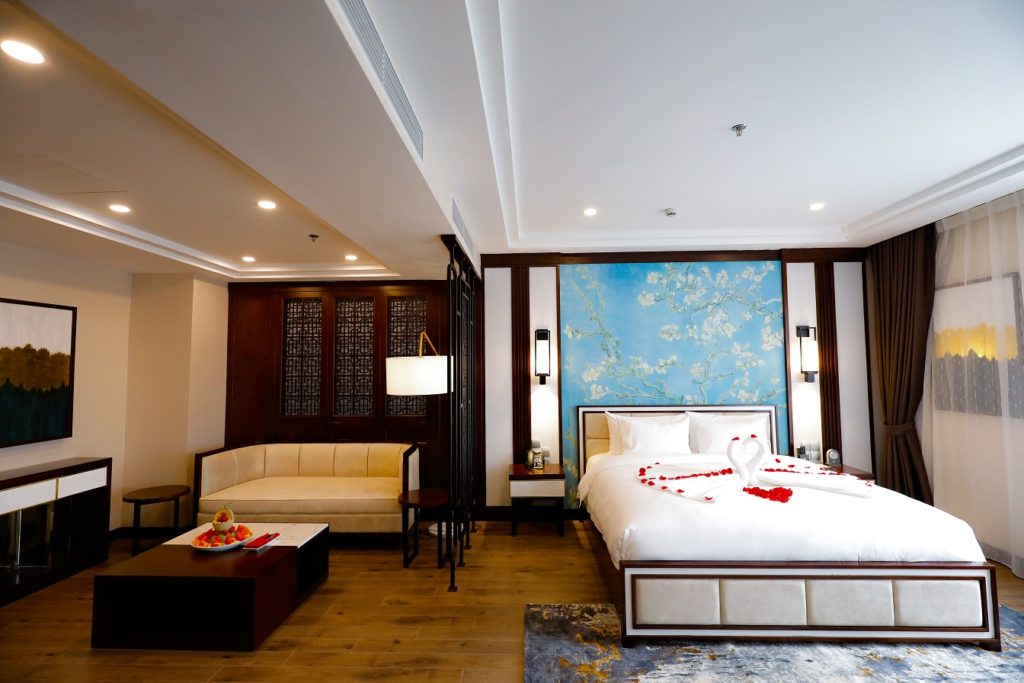 Business Suite 661 (4)